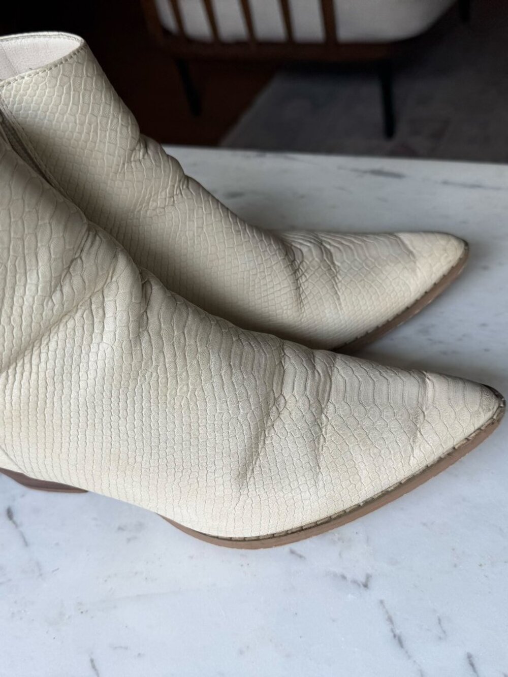 Matisse Caty Ankle Boot White Croc - Picture 2 of 6